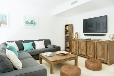 Luxury Villa Photo #30