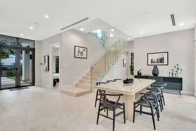 Luxury Villa Photo #17