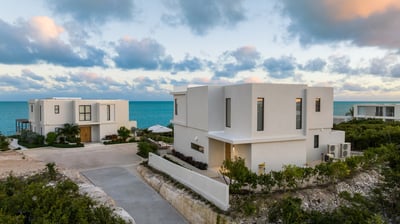 Luxury Villa Photo #55