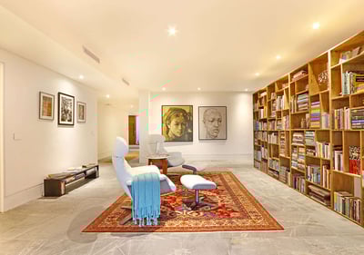 Luxury Villa Photo #12