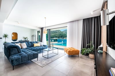 Luxury Villa Photo #39