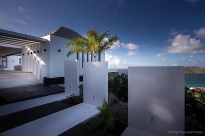 Luxury Villa Photo #16