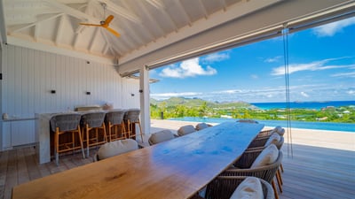 Luxury Villa Photo #15