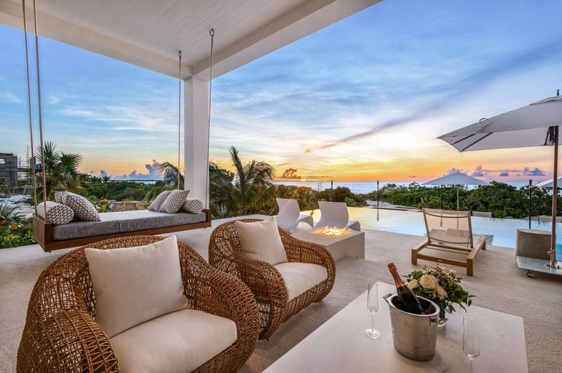 Beach Enclave Grace Bay 5 BDM Beachfront Villa