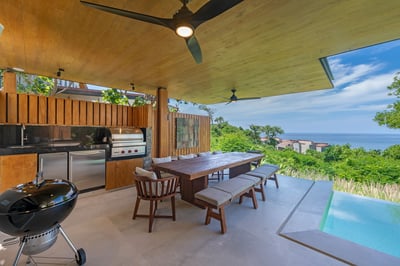 Luxury Villa Photo #10