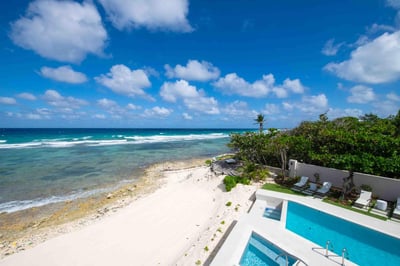 Luxury Villa Photo #9