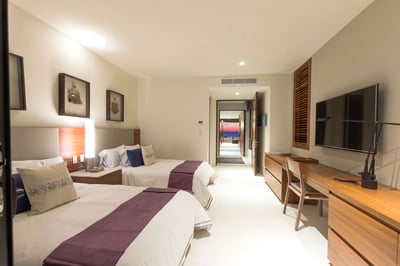 Luxury Villa Photo #13