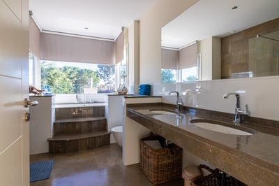 Luxury Villa Photo #21