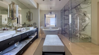 Luxury Villa Photo #47