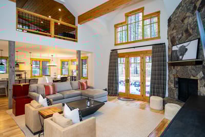 Luxury Villa Photo #11