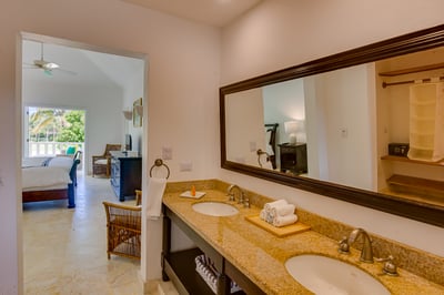 Luxury Villa Photo #74