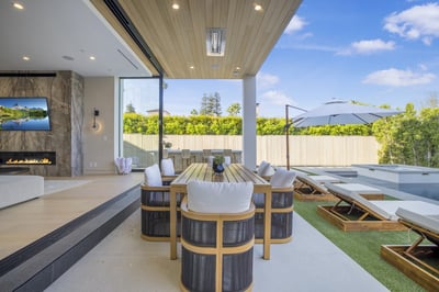 Luxury Villa Photo #10