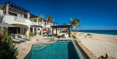 Luxury Villa Photo #4