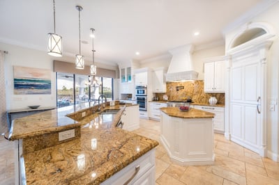 Luxury Villa Photo #43