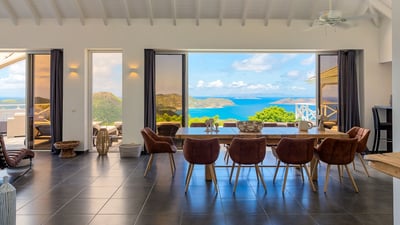 Luxury Villa Photo #25