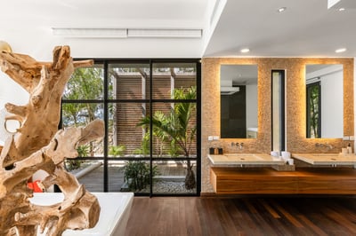 Luxury Villa Photo #27