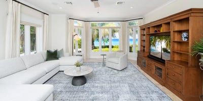 Luxury Villa Photo #21