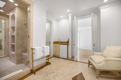 Luxury Villa Photo #42