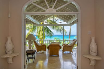 Luxury Villa Photo #13