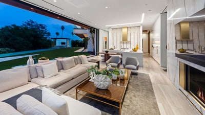 Luxury Villa Photo #20