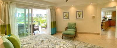 Luxury Villa Photo #11