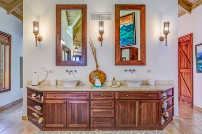 Luxury Villa Photo #29