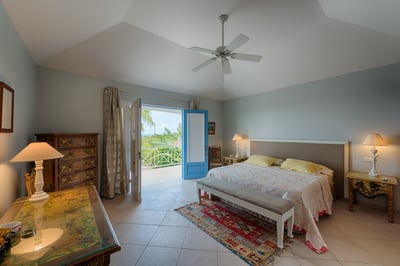Luxury Villa Photo #23