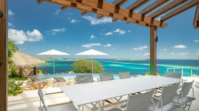 Luxury Villa Photo #11