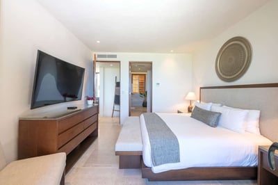 Luxury Villa Photo #31