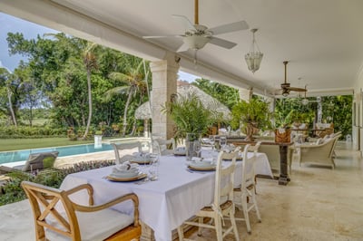 Luxury Villa Photo #15