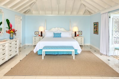 Luxury Villa Photo #23