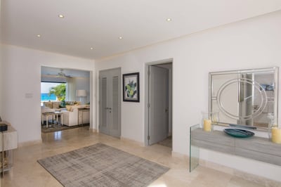 Luxury Villa Photo #13