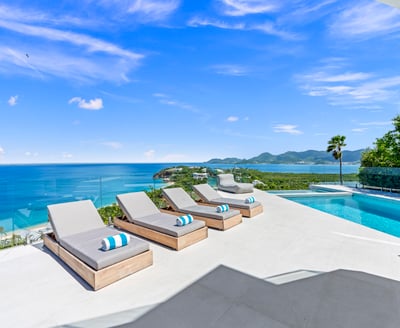 Luxury Villa Photo #3