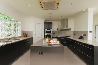 Luxury Villa Photo #8
