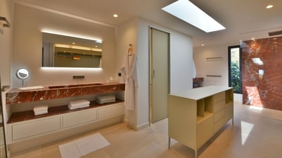 Luxury Villa Photo #24