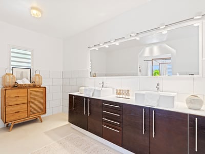 Luxury Villa Photo #36