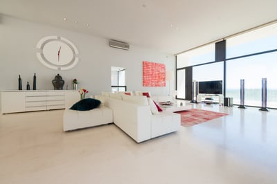 Luxury Villa Photo #17