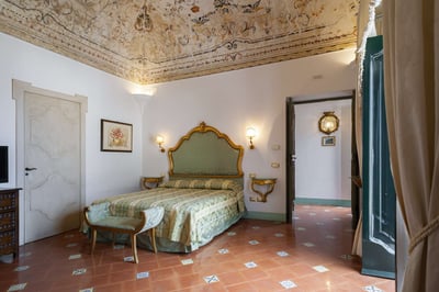Luxury Villa Photo #46