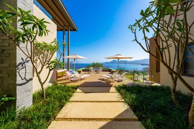 Luxury Villa Photo #14