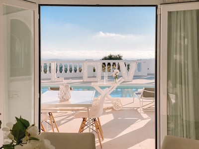 Luxury Villa Photo #43
