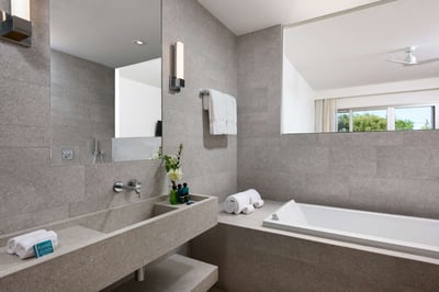 Luxury Villa Photo #23