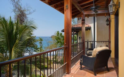 Luxury Villa Photo #11