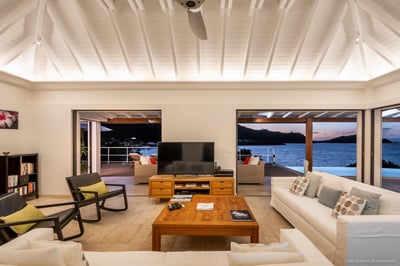 Luxury Villa Photo #38