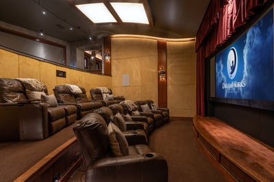 Luxury Villa Photo #14