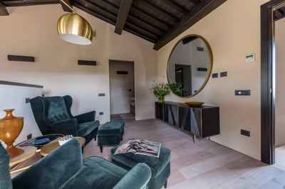 Luxury Villa Photo #47