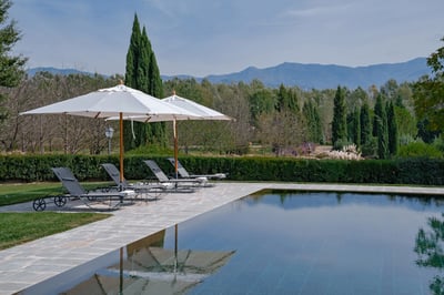 Luxury Villa Photo #3