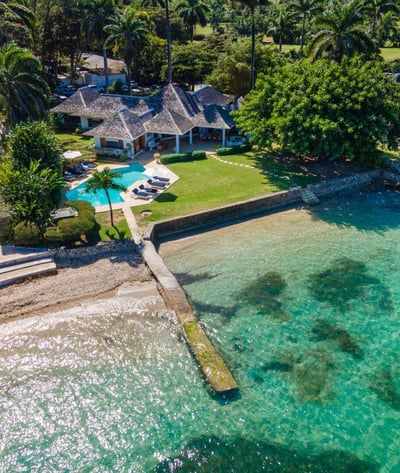 Luxury Villa Photo #2