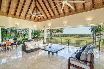 Luxury Villa Photo #7