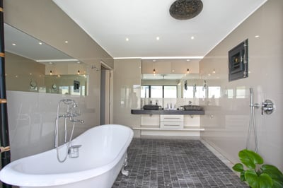 Luxury Villa Photo #22
