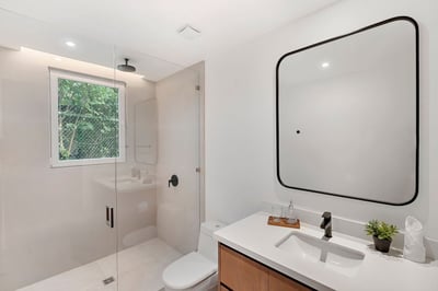 Luxury Villa Photo #20